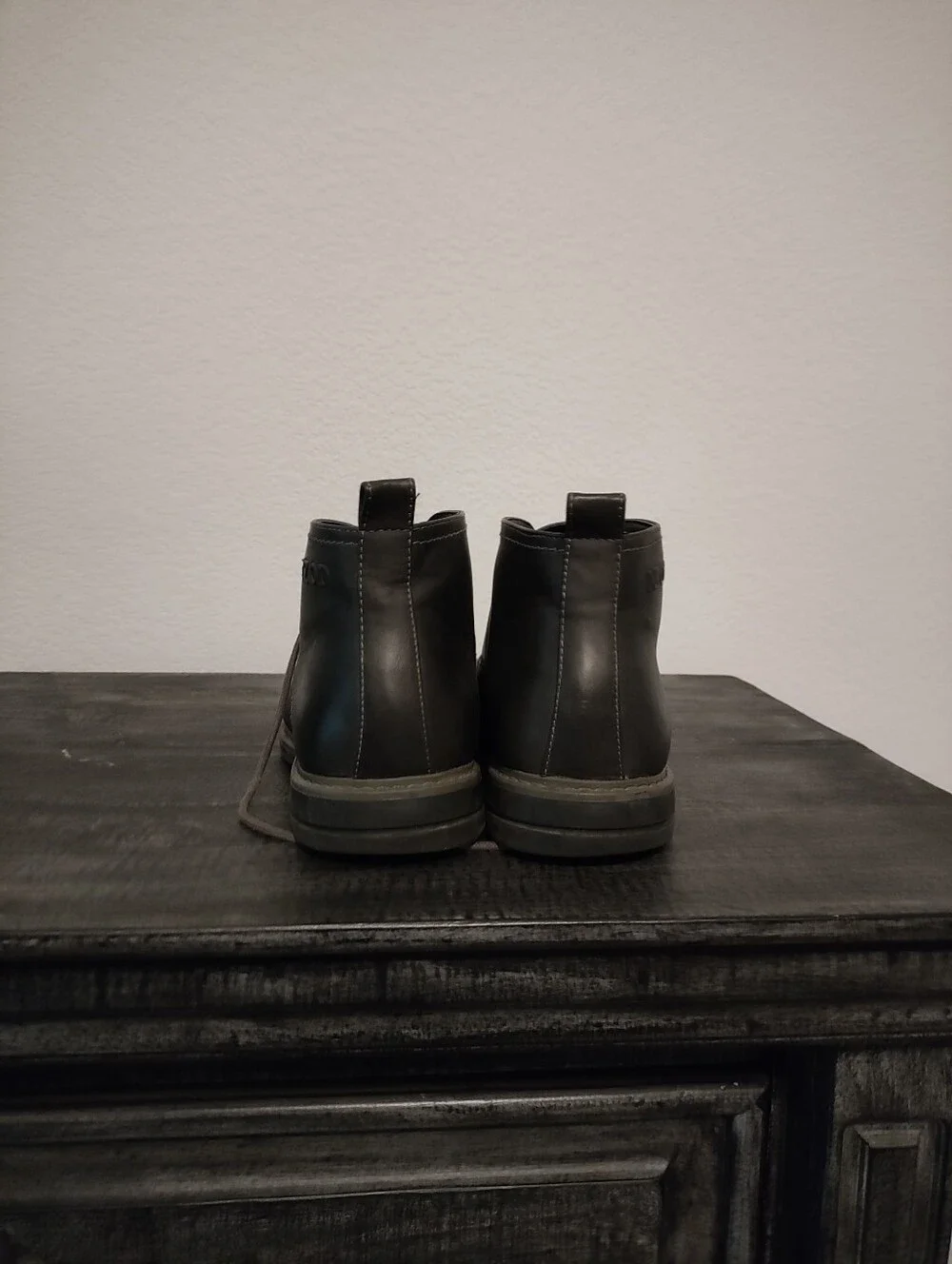 Men's Black Leather Chukka Boots - Izod - Size 11